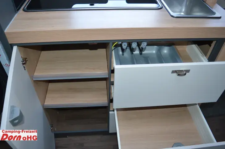 Fahrzeugbild Knaus Sport 500 QDK Kühlschrank 177l #21