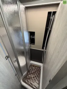 Fahrzeugbild Roller Team Livingstone Duo Advance LED Safety Winter AHK #18