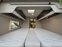 Fahrzeugbild Roller Team Livingstone Duo Advance LED Safety Winter AHK #22