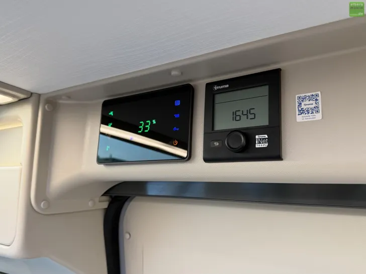 Fahrzeugbild Roller Team Livingstone Duo Advance LED Safety Winter AHK #27