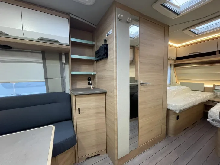 Fahrzeugbild Weinsberg CaraOne EDITION HOT 480 QDK ++MEGA-DEAL++ #7