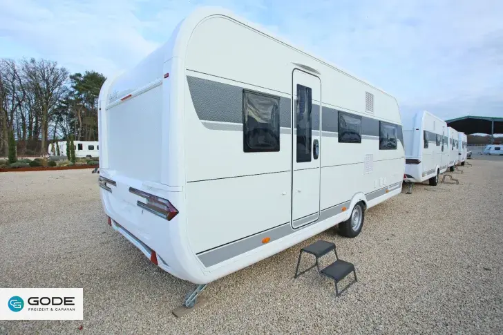 Fahrzeugbild Hobby De Luxe 540 KMFe/Duschvorbereitung/Ambiente #1