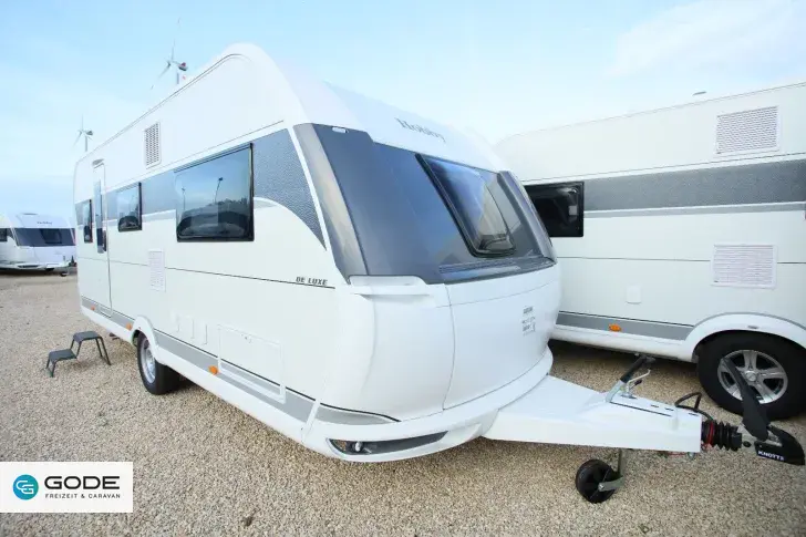 Fahrzeugbild Hobby De Luxe 540 KMFe/Duschvorbereitung/Ambiente #3