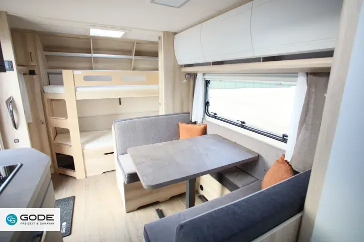 Fahrzeugbild Hobby De Luxe 540 KMFe/Duschvorbereitung/Ambiente #9
