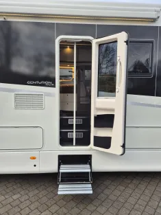 Bild 9 Concorde CARVER 850 L *Barversion*Retarder*Lith.*Solar*