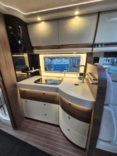 Bild 22 Concorde CARVER 850 L *Barversion*Retarder*Lith.*Solar*