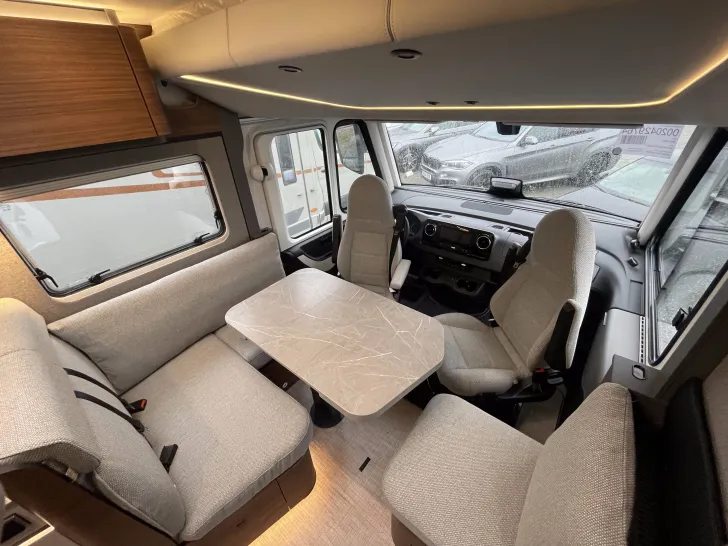 Fahrzeugbild Hymer B-Klasse MC I 600 Premium*Lithium*Arktis*Komfort #8