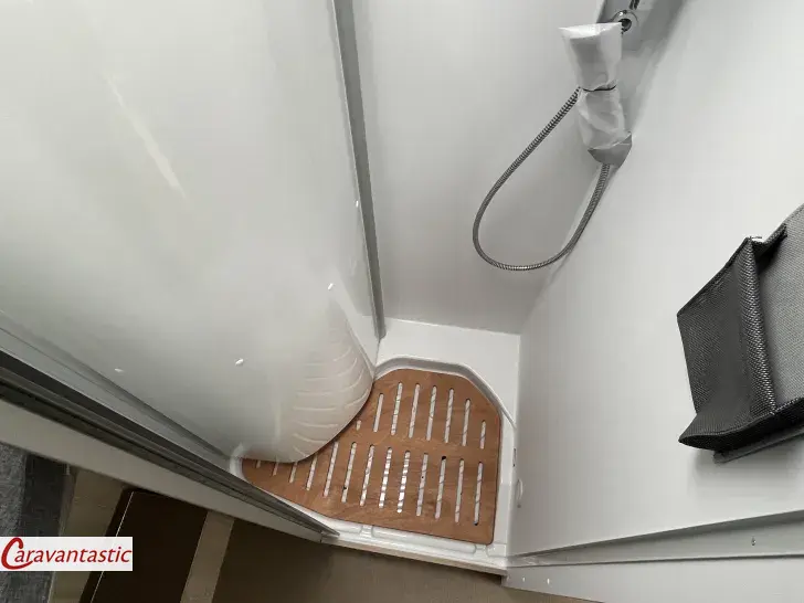 Fahrzeugbild Pössl H-LINE SUMMIT 600 PLUS #18