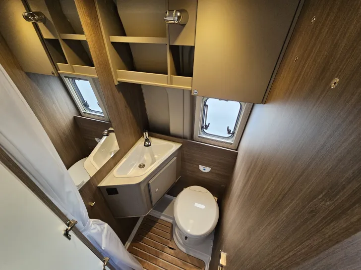 Fahrzeugbild Carado CV 540 PRO UPE: 77011,- #17