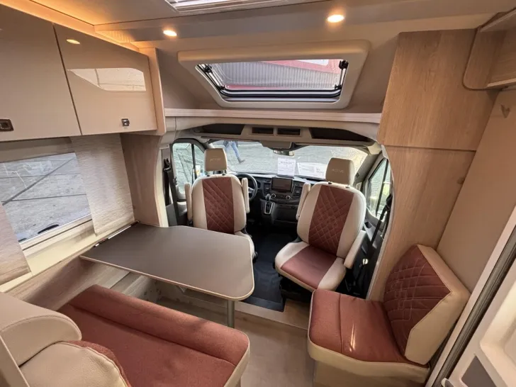 Fahrzeugbild Bürstner Lineo T 620 G #18