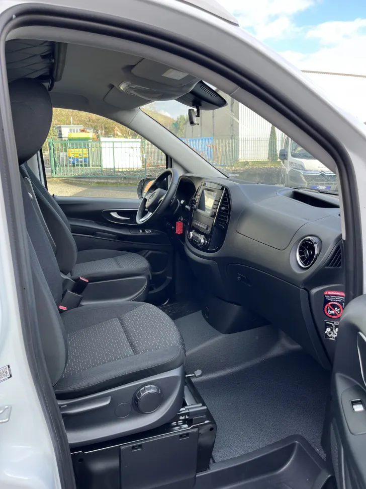 Fahrzeugbild Pössl VANSTAR Vito 119CDI, E-Paket u. Heizung #9