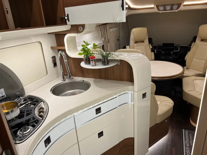 Fahrzeugbild Carthago chic e-line I 51 QB (406) #18