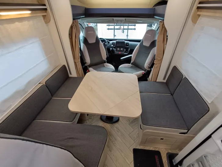 Fahrzeugbild Challenger Teilintegriert Etape Edition 384 #8