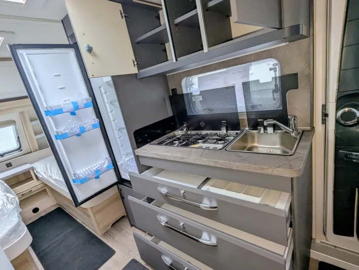 Fahrzeugbild Hobby De Luxe 495 UL IC-Line Sondermodell #9