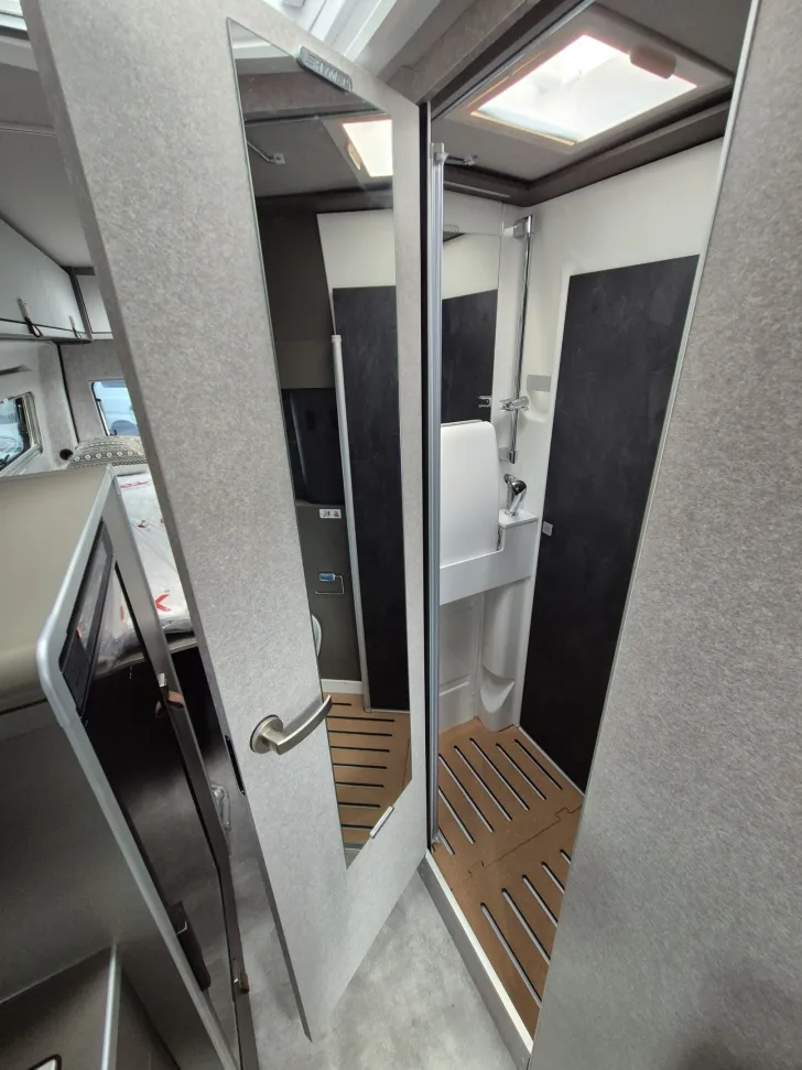 Fahrzeugbild Hymer Grand Canyon S 700 *Allrad*Winterp.*Soundsys.* #21