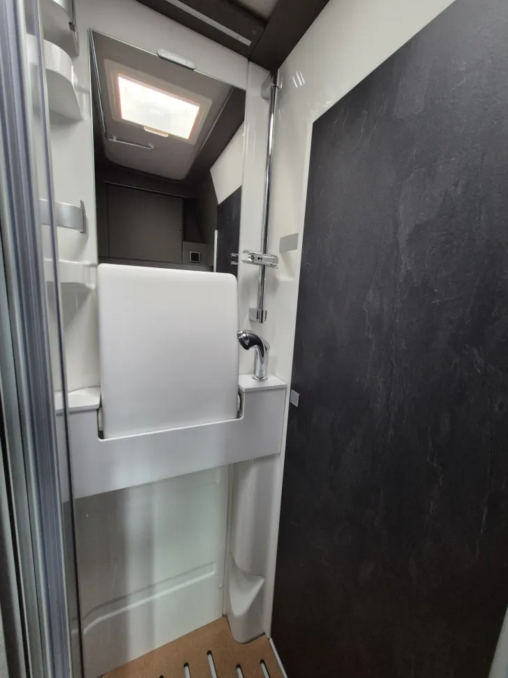 Fahrzeugbild Hymer Grand Canyon S 700 *Allrad*Winterp.*Soundsys.* #23