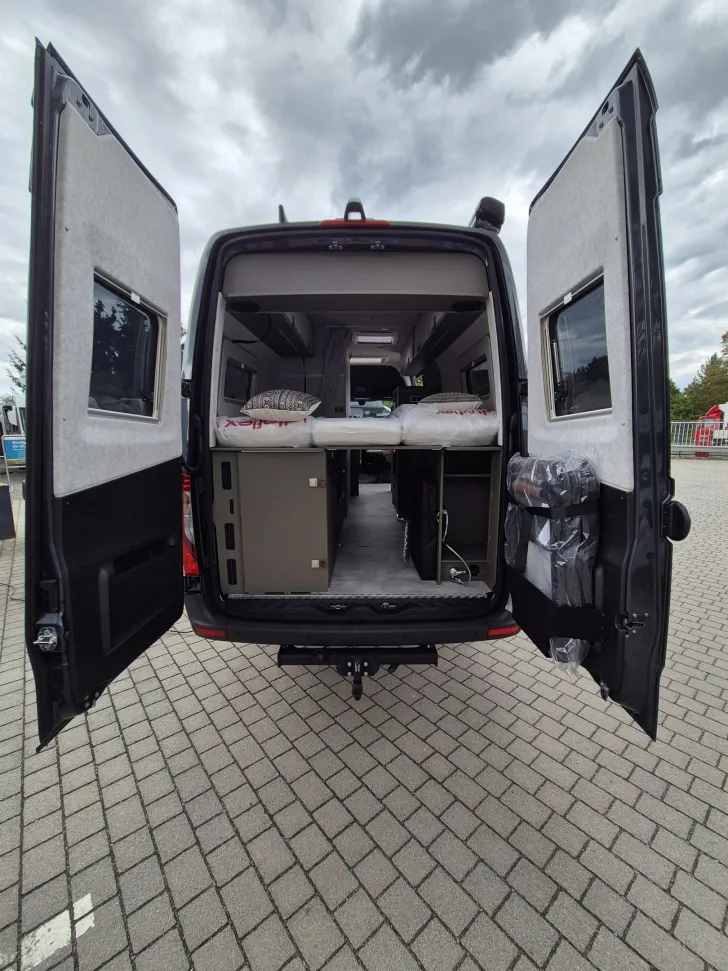 Fahrzeugbild Hymer Grand Canyon S 700 *Allrad*Winterp.*Soundsys.* #28