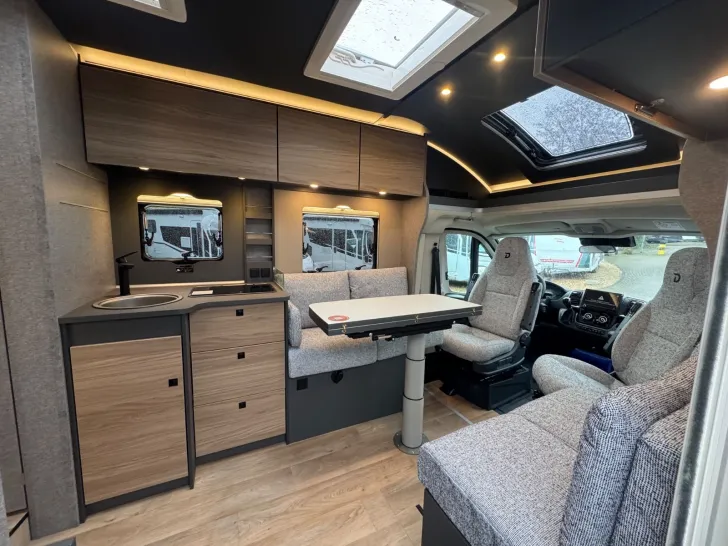 Fahrzeugbild Dethleffs Trend Teilintegriert T 7057 EBL Modell 2026 #7