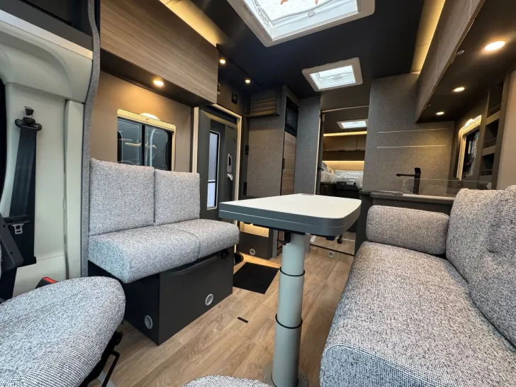 Fahrzeugbild Dethleffs Trend Teilintegriert T 7057 EBL Modell 2026 #13