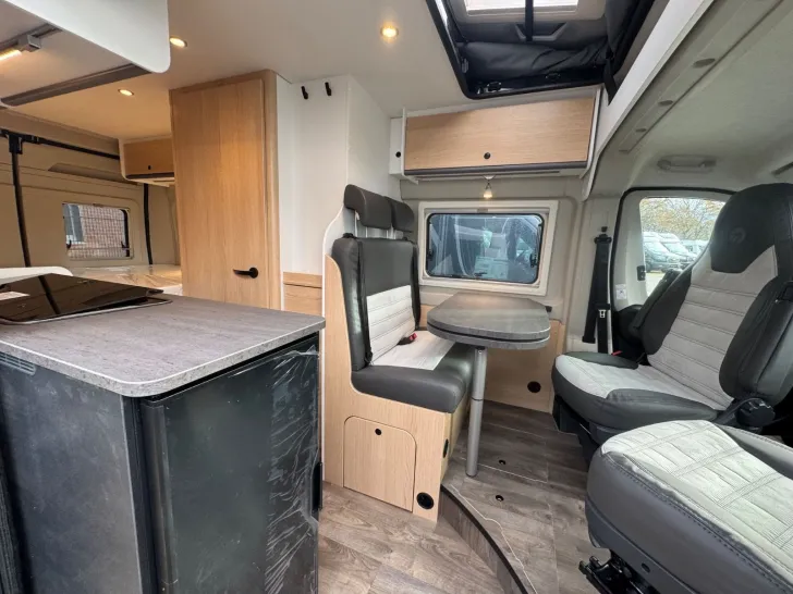 Fahrzeugbild Sunlight CLIFF 600 RT Adventure Edition Modell 2026 #6