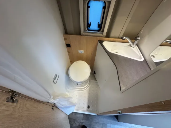 Fahrzeugbild Sunlight CLIFF 600 RT Adventure Edition Modell 2026 #8