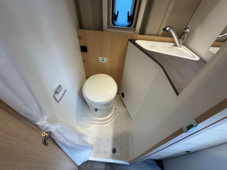 Fahrzeugbild Sunlight CLIFF 600 RT Adventure Edition Modell 2026 #10