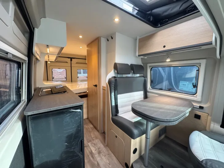 Fahrzeugbild Sunlight CLIFF 600 RT Adventure Edition Modell 2026 #11