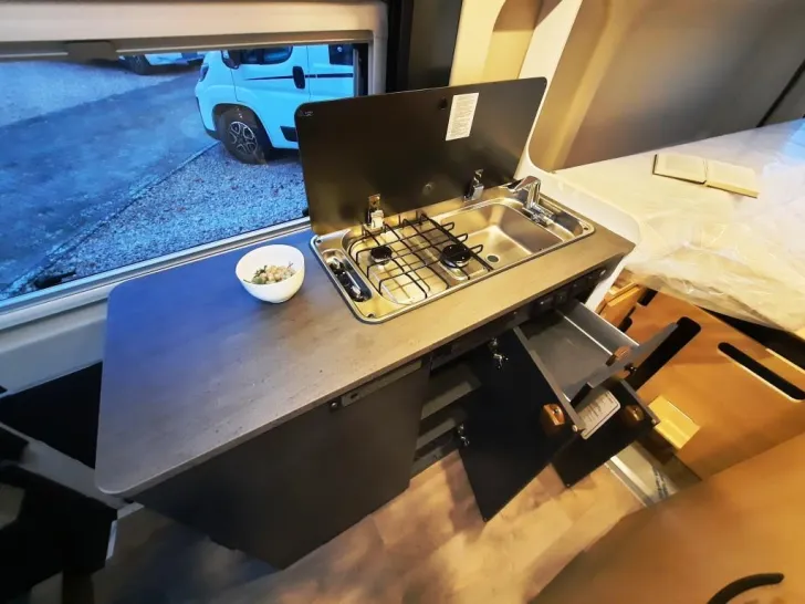 Fahrzeugbild Sunlight Camper Van CLIFF 602 Adventure Edition Verfüg./Sparen Sie 2.119,- € #15