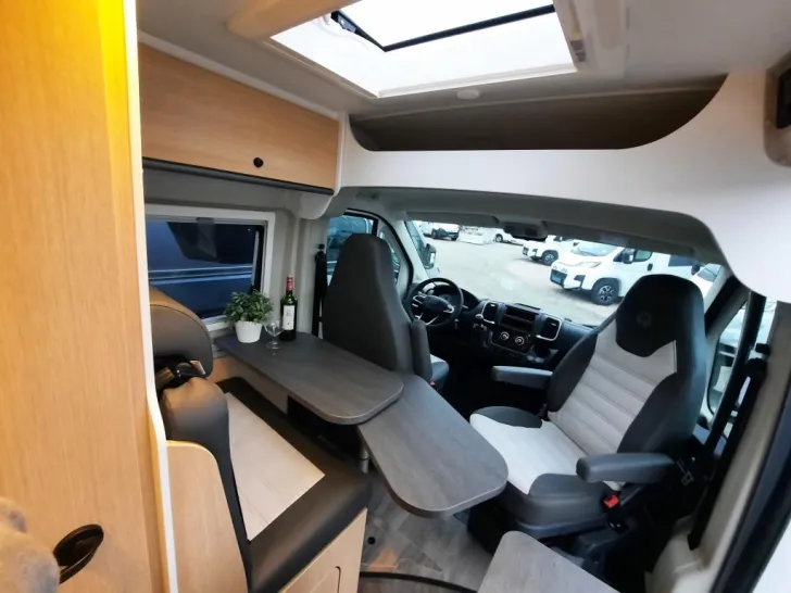 Fahrzeugbild Sunlight Camper Van CLIFF 602 Adventure Edition Verfüg./Sparen Sie 2.119,- € #8