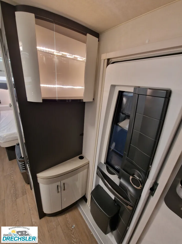 Fahrzeugbild Hobby Excellent 460 SL neues Bad! #10