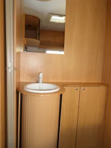 Fahrzeugbild Chateau Cantara 450 TZF Nr. 92 - franz. Bett, RSG #18