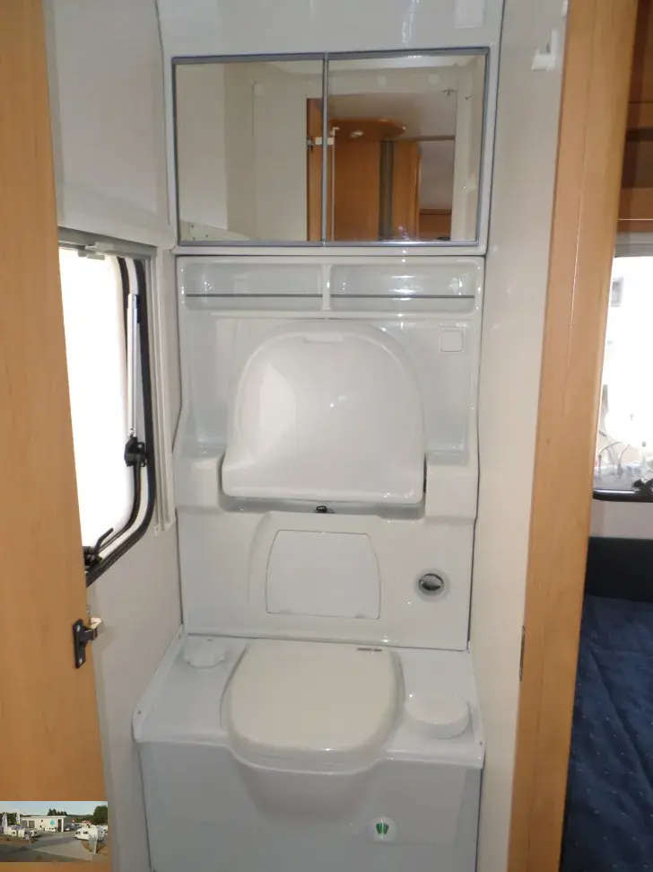 Fahrzeugbild Chateau Cantara 450 TZF Nr. 92 - franz. Bett, RSG #22
