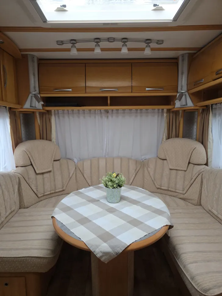 Grundriss Tag LMC Ambassador 520 RHD Mover, Kompr.Kühlsc