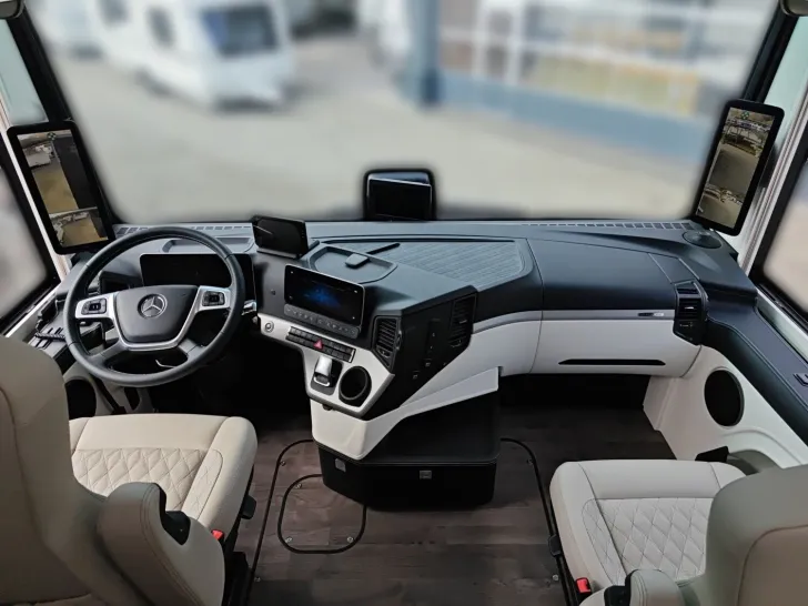 Fahrzeugbild Morelo Grand Empire 120 GSO Slide Out #8