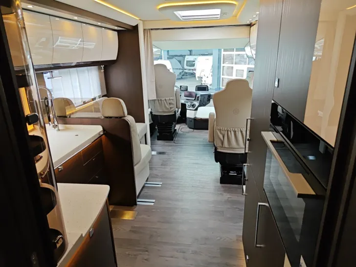 Fahrzeugbild Morelo Grand Empire 120 GSO Slide Out #19