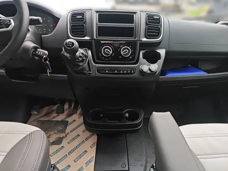 Fahrzeugbild Sunlight Adventure Cliff 640 !!! Sie sparen 8.400,- !!! #9