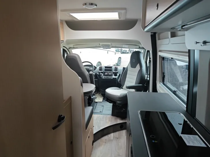 Fahrzeugbild Sunlight Adventure Cliff 640 !!! Sie sparen 8.400,- !!! #19