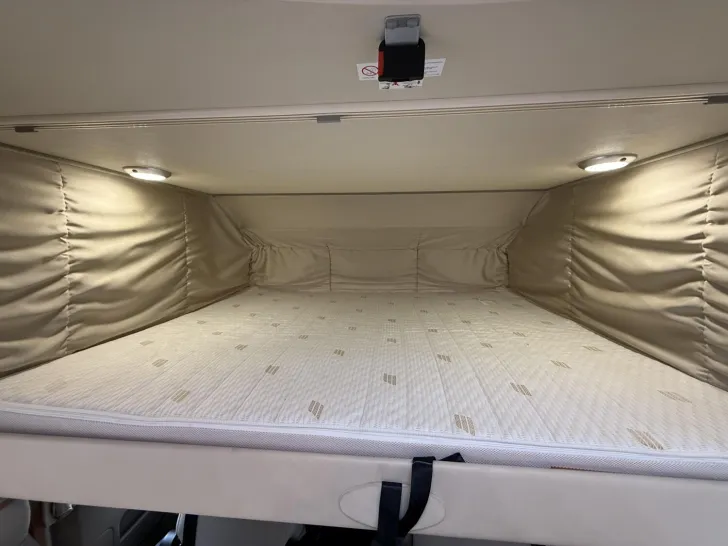 Fahrzeugbild Hymer Exsis-i 588 TV Solar Navi Kamera #18