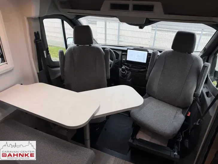 Fahrzeugbild Carado CV 590 4x4 EDITION25 Sat, Solar, Dieselh. #9