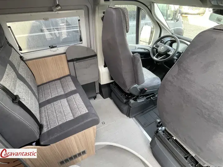 Fahrzeugbild Pössl H-LINE SUMMIT 600 L #9