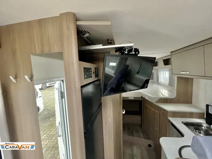 Fahrzeugbild Carado I 338 pro+ 180PS/8.G/6878Euro gespart #14