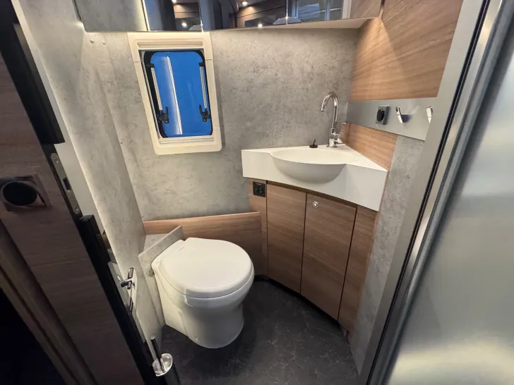 Fahrzeugbild Concorde Credo 791 MI #11