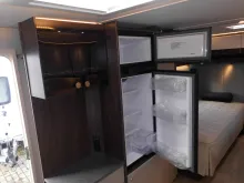 Fahrzeugbild Polar Blueline 650 BSA Heckbad Einzelbetten 2xALDE ++ #13