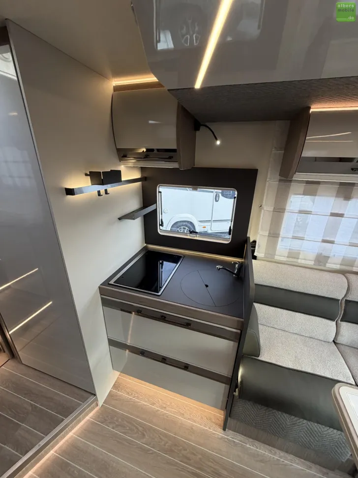 Fahrzeugbild Roller Team Zefiro 287 TL 400W Solar 2xLithium Heavy 2026 #12