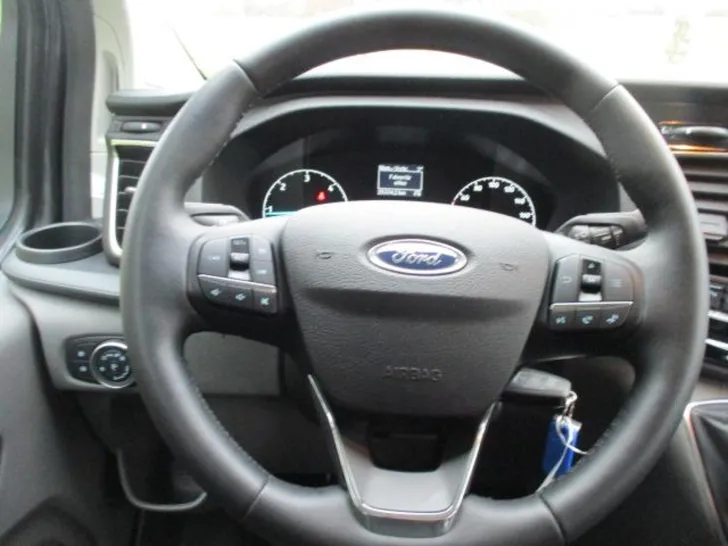 Fahrzeugbild Panama P 10+ #12