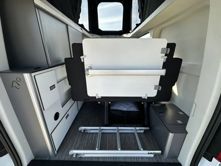 Fahrzeugbild Panama PEAK 10 Coast Navi ALU GJR Raptor Living #15