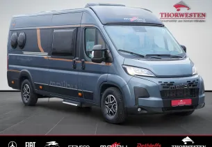 Bild Van First Class - Two Rooms 640 LE  ...