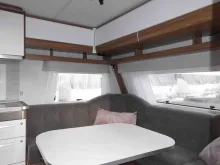 Fahrzeugbild Polar 520 FW #4