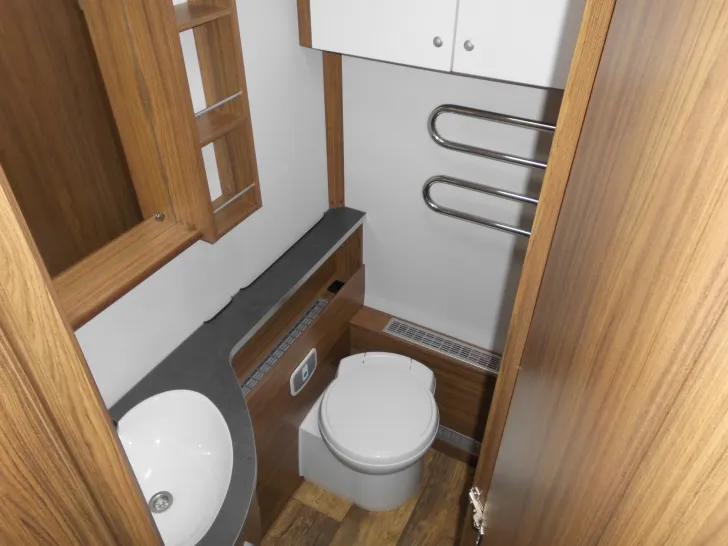 Fahrzeugbild Polar 520 FW #14