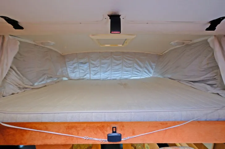 Fahrzeugbild RAPIDO LE RANDANNEUR 9048 DF - Hubbett - Klima #11